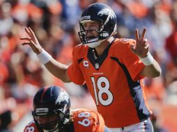 El mayor de los Manning sigue en plan grande y nadie puede detenerlo. AP /