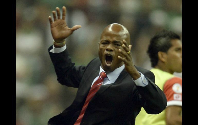 El entrenador pone sus esperanzas en un triunfo del cuadro tico. AFP /