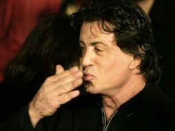 Los fanáticos de Sylvester Stallone pagaron cerca de seis mil pesos por tener una foto con el actor. ARCHIVO /
