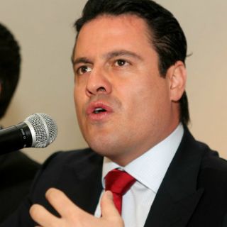 Gobernador respeta opinión de Sandoval Íñiguez sobre Línea Tres