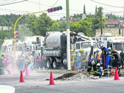 Protección Civil del Estado, el SIAPA y bomberos de Guadalajara, Tlaquepaque, Zapopan y Tlajomulco atendieron la fuga de gas.  /