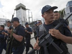 Diputados buscan la manera de que los policías no terminen despedidos sólo por el término del plazo. ARCHIVO /