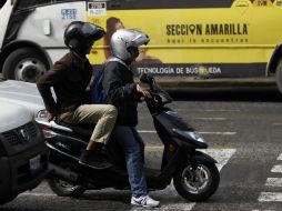 La norma exige que las motos porten placa, sin embargo, muchos vehículos no adquieren la lámina. ARCHIVO /