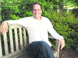 'Yo utilizo los elementos del pasado, los elementos históricos, para construir una serie de preguntas cruciales sobre el presente' ESPECIAL /