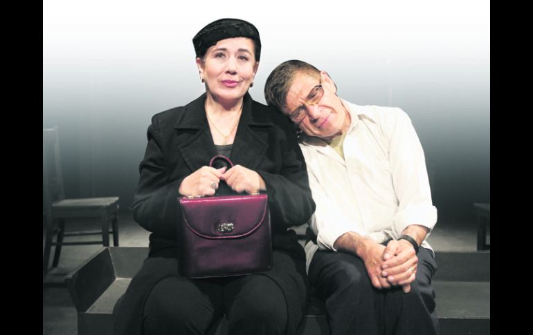 A escena. Sara Isabel Quintero y Jesús Hernández son los protagonistas de la pieza que dirige Miguel Lugo.  /
