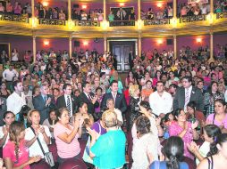 Funcionarios públicos presentaron a la nueva institución durante un acto con beneficiarias de programas sociales,en el Teatro Degollado  /