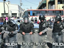 Primer cuadro. Cerco de uniformados en Zapopan.  /