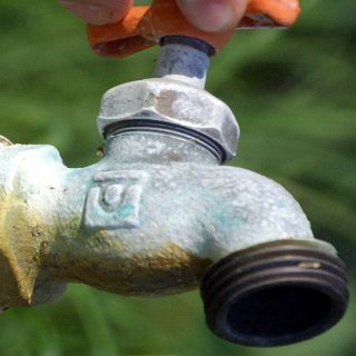 Salud da ultimátum a municipios para cumplir con cloración de agua