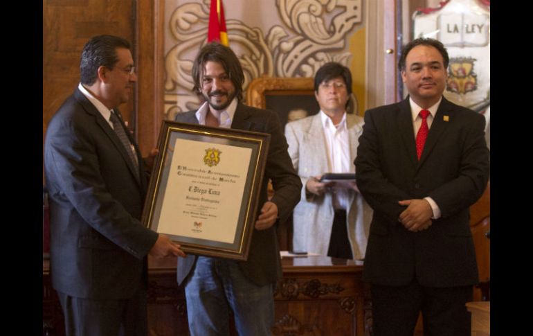 El reconocimiento es otorgado por integrantes del cabildo de esta ciudad. NTX /