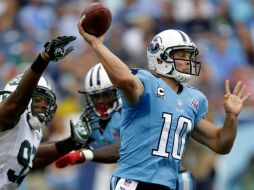 Jake Locker se lesionó ante los Jets de Nueva York. ARCHIVO /