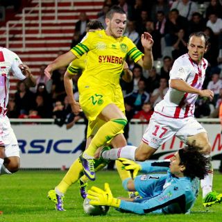 Ajaccio pierde por culpa de Ochoa