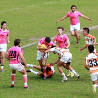 Lobos devoró a Rhinos
