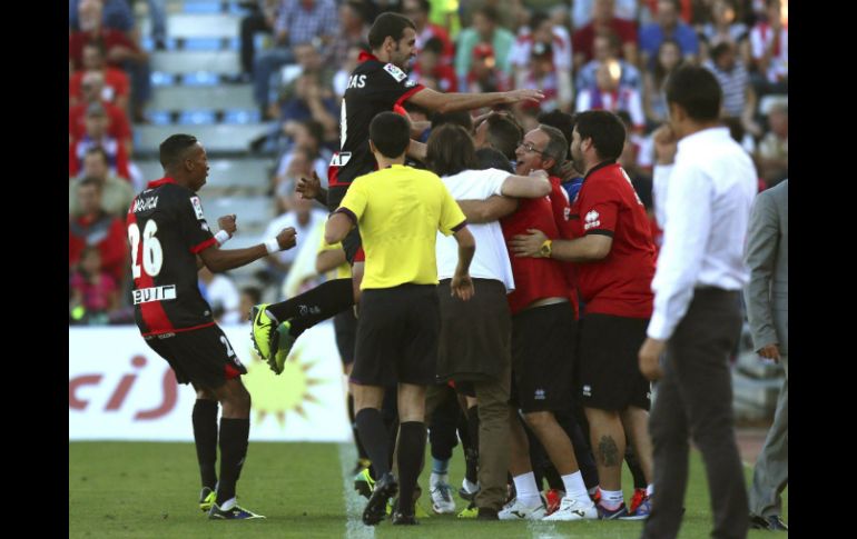 El Rayo Vallecano salió de la zona de descenso con este resultado. EFE /