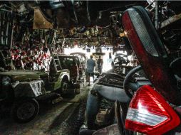 Las zonas donde se venden autopartes deben ser más vigiladas, señala el investigador Francisco Jiménez Reynoso.  /