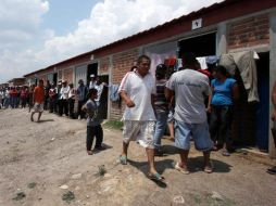 La STPS trabaja para que los albergues de los jornaleros estén certificados en condiciones de construcción y salud. ARCHIVO /