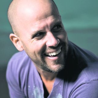 Quiere a LuisMi para grabar sus temas