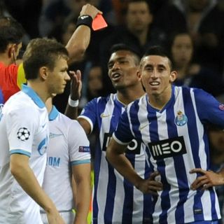 Herrera sale expulsado y Porto pierde ante Zenit