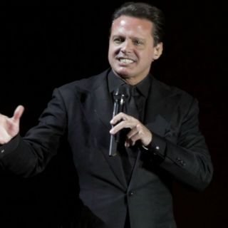 Luis Miguel exige lancha y helicóptero para concierto