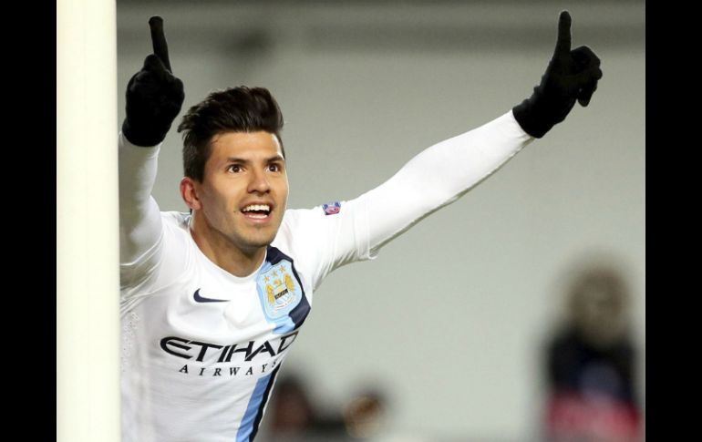 El delantero argentino hace que su equipo levante en el torneo. EFE /