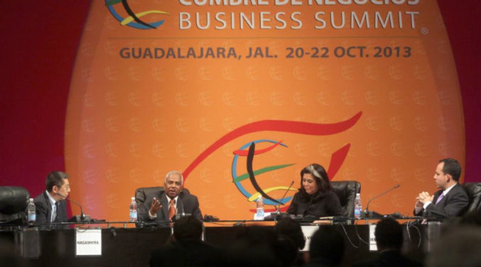 La Cumbre de Negocios costó 4.4 millones de dólares y el Gobierno estatal apoyó con 19.7 millones de pesos. ARCHIVO /