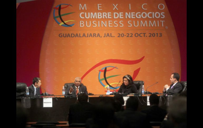 La Cumbre de Negocios costó 4.4 millones de dólares y el Gobierno estatal apoyó con 19.7 millones de pesos. ARCHIVO /