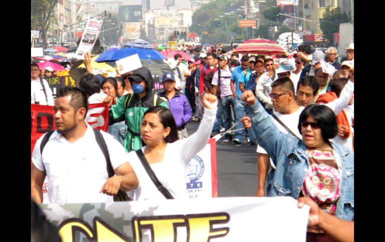 Maestros de diversas entidades emiten el recurso como protesta por la reforma educativa. ARCHIVO /