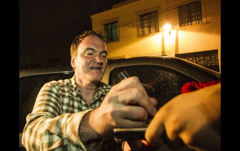 Aplausos, declaraciones de amor y hasta conatos de desmayo se vieron al paso del cineasta italiano por el suelo alfombrado.  /