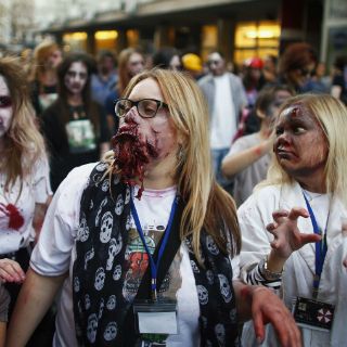 Zombis tapatíos se reúnen de manera informal