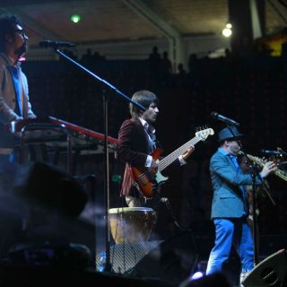 Los amigos invisibles aparecieron en las Fiestas de Octubre