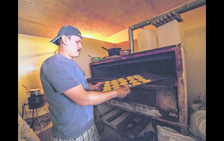 Algunas panaderías tradicionales sobrevivirán porque atienden una necesidad de precio y ubicación de colonias y zonas habitacionales.  /