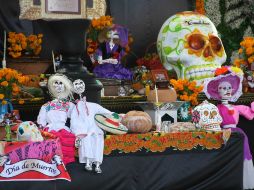 Alemania también festejará el Día de Muertos con altares llenos de calaveras de azúcar y flores de cempasúchil. ARCHIVO /