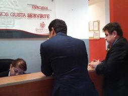 Representantes de la firma acudieron al Palacio Municipal de Guadalajara.  /