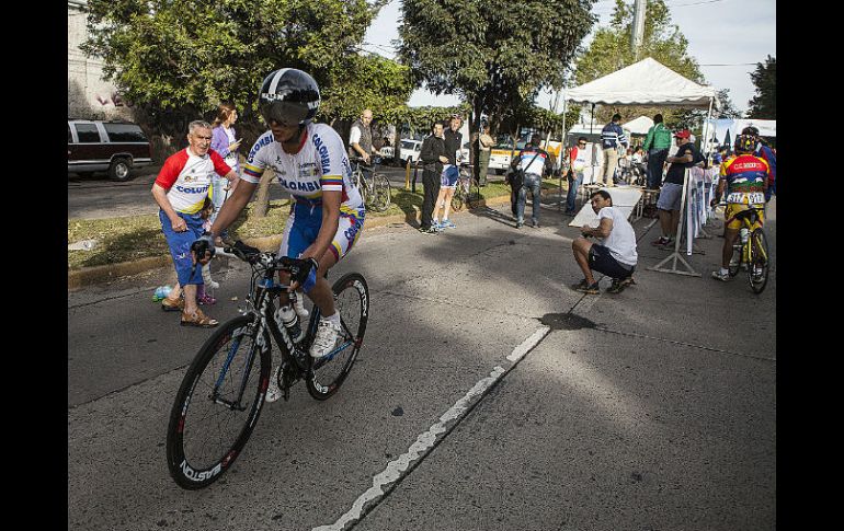 Mañana permanecerá cerrada avenida Revolución debido al Master de Ciclismo Panamericano.  /