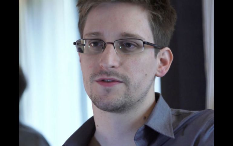 Snowden asilado actualmente en Rusia, tiene en su poder 30 mil documentos que integra las bases de agencias de seguridad y espionaje. ARCHIVO /