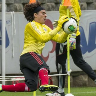 Ochoa, responsable de otra derrota del Ajaccio
