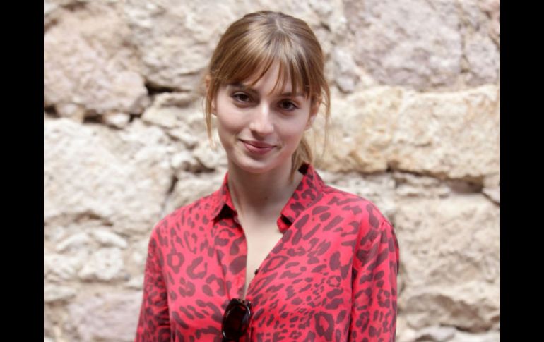 La joven actriz ha complacido a sus seguidores que desean saludarla o tomarse una foto con ella. SUN /