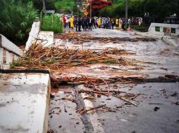 El desplome del Puente Contla se debió a que las pilas centrales de la estructura sufrieron socavaciones por la corriente del río. ARCHIVO /