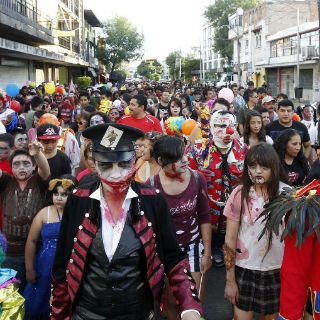 Los zombies infestan Guadalajara