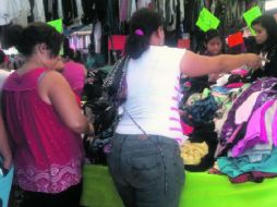 Manifiestan su preocupación por la 'ropa de paca' ya que representa una afectación a la industria del vestido y a la salud pública. ARCHIVO /