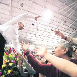 Llaman a legisladores a desechar reformas