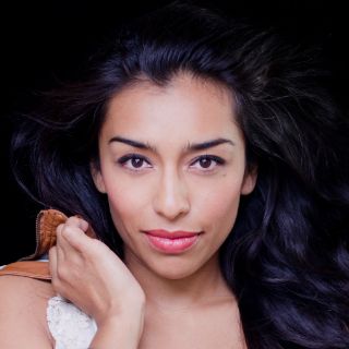 Filme 'Las horas muertas' da triunfo a Adriana Paz