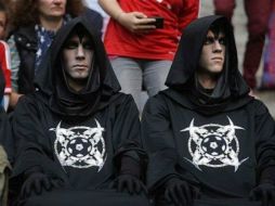 Así lucían los once aficionados que se dieron cita en el juego entre Chelsea y Manchester City. ESPECIAL /