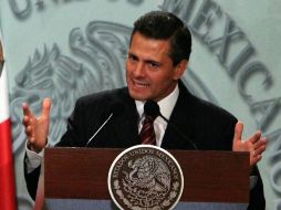 Peña Nieto asegura que la labor del Colegio ha ayudado a modelar al México de actualidad. SUN /