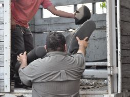 El día hoy personal de la dependencia acudió al negocio y aseguro partes cuya posesión legal no se pudo acreditar. ESPECIAL /