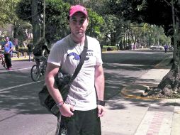 Antonio Castillo tiene en su agenda de todos los domingos salir a patinar  /