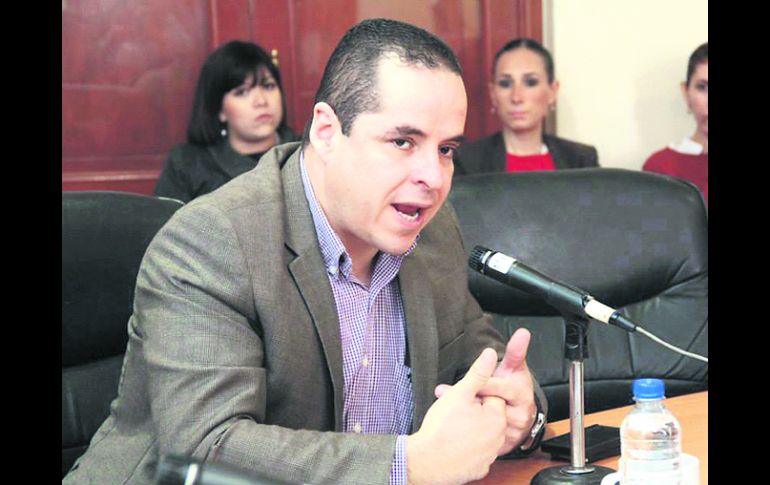 Enrique Velázquez. Siete meses de discusión ya fueron suficientes, subrayó ayer el diputado perredista, promotor de la iniciativa.  /