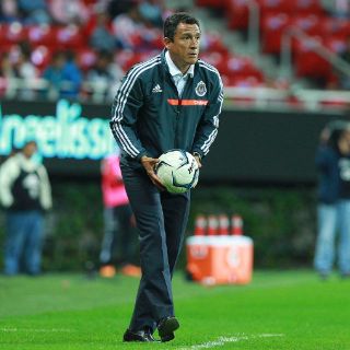 Juan Carlos Ortega entra a la historia negativa de Chivas