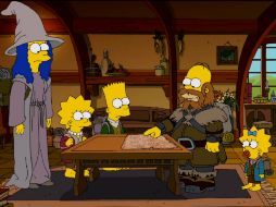 En la entrada, la peculiar familia toma el lugar de los personajes del relato que ha sido llevado al cine con grandes niveles de éxito. ESPECIAL /