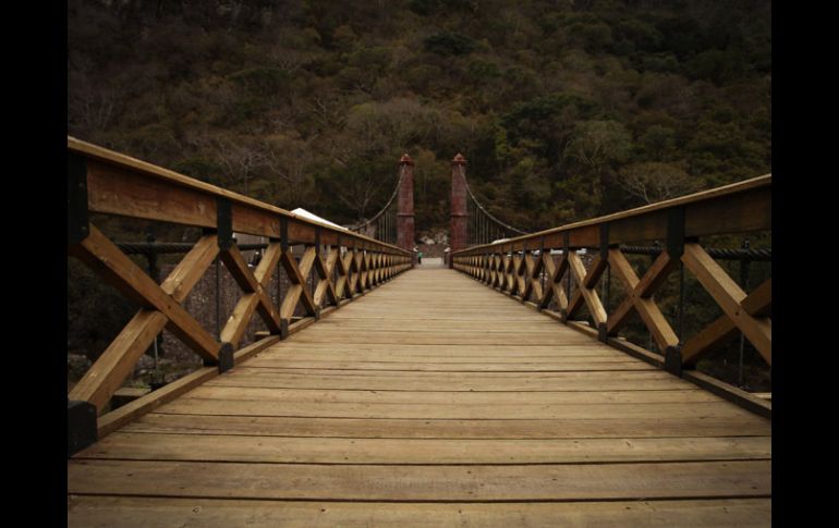 La estructura reconstruida. Por años la zona fue de libre acceso para los ciudadanos, pero ahora hay guardias que restringen el paso.  /