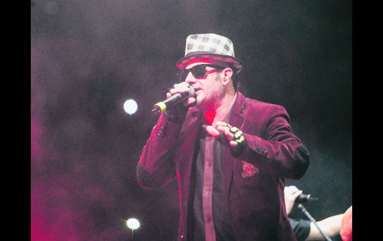 Con sus sonidos entre rock y ska, los músicos deleitaron a los asistentes.  /